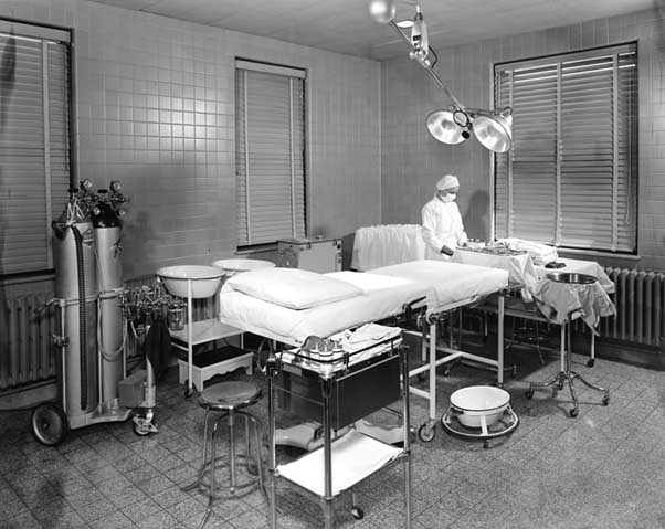 Delivery room in Janney addition of Abbott Hospital 1928