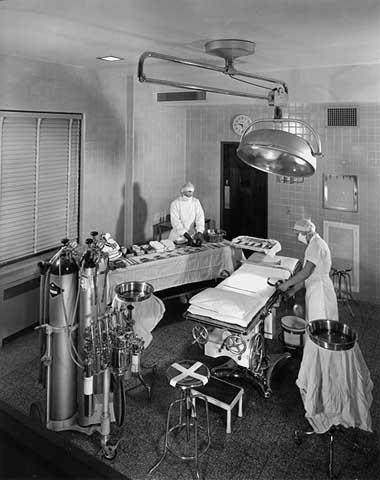 Abbott Hospital operating room in new Wyman Addition - 1938